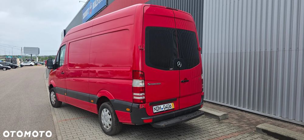 Mercedes-Benz Sprinter - 7