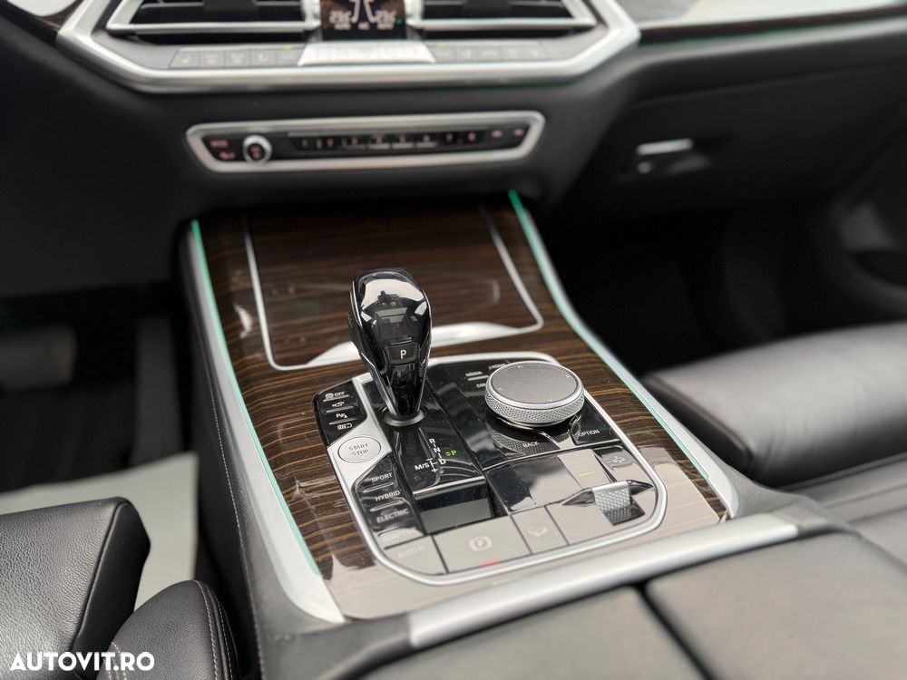 BMW X5 xDrive45e - 27