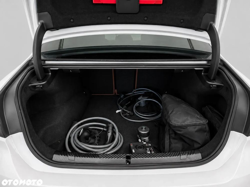 BMW Seria 5 530e xDrive - 12