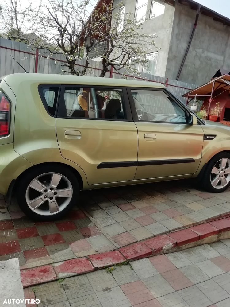 Kia Soul 1.6 DSL Motion - 8