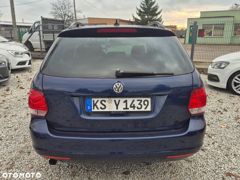 Volkswagen Golf 1.6 TDI DPF Comfortline - 5