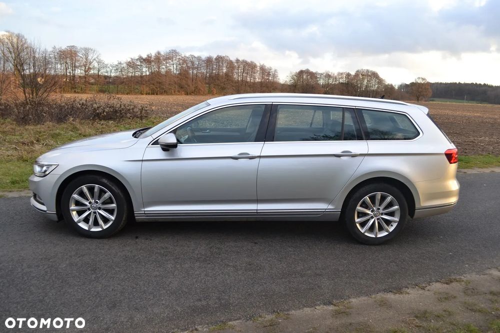 Volkswagen Passat 2.0 TDI (BlueMotion Technology) Highline - 4