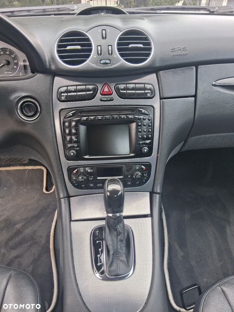 Mercedes-Benz CLK 320 - 14