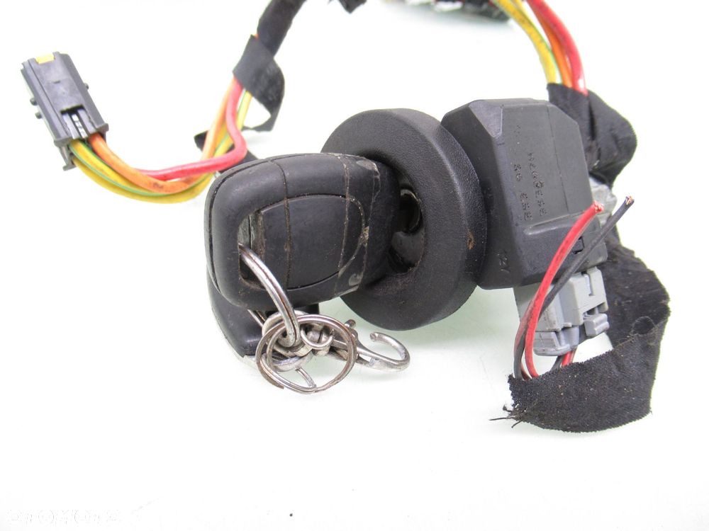 STACYJKA STEROWNIK RENAULT CLIO II 1.2 S110030104D S110030104D 7700110471 - 9