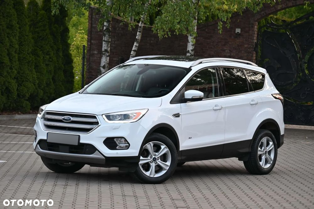 Ford Kuga 2.0 TDCi AWD Titanium - 4