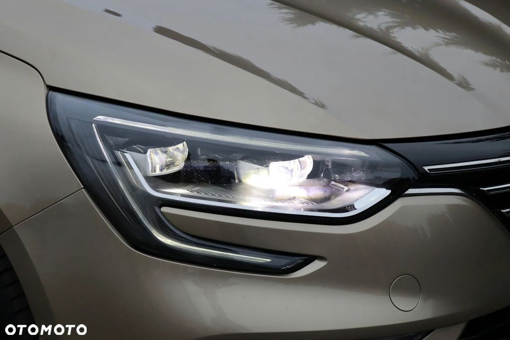 Renault Megane 1.2 Energy TCe Limited - 37