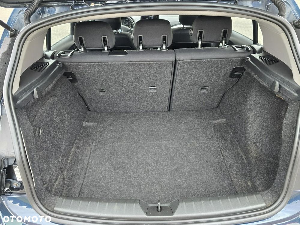 BMW Seria 1 - 16