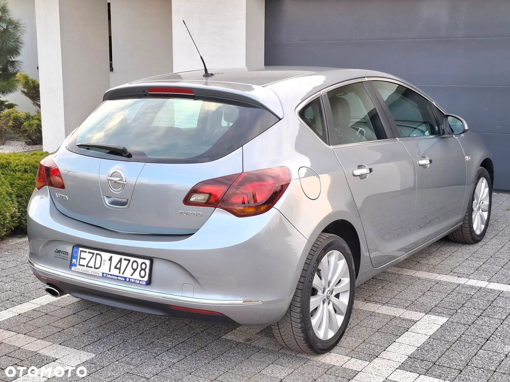 Opel Astra 1.4 T Cosmo - 8