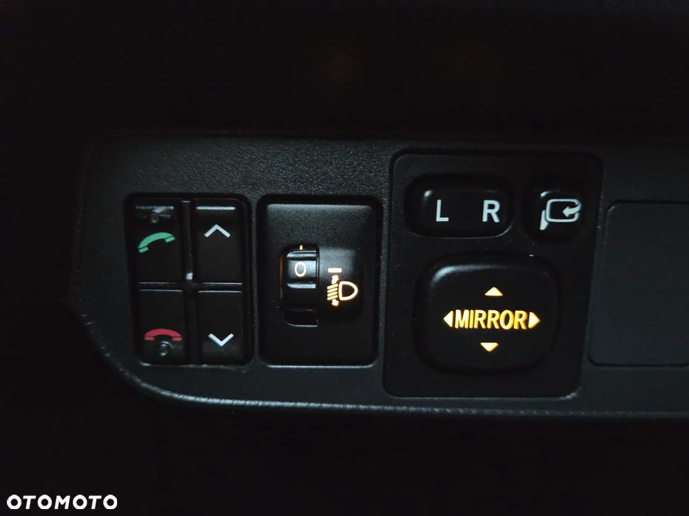 Toyota Auris - 19