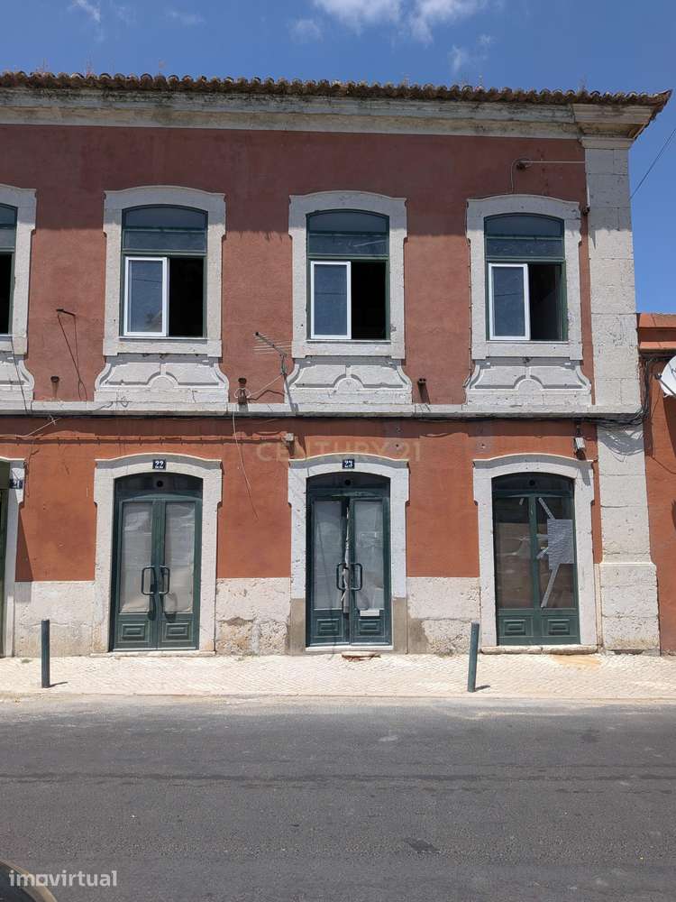 Loja Renovada em Santa Clara, Lisboa - Excelente Oportunidade - Grande imagem: 2/7