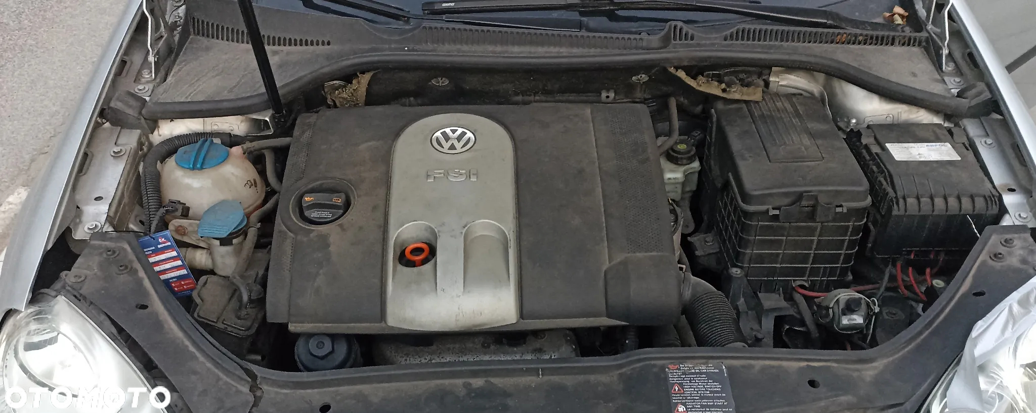 Volkswagen Golf V 1.6 FSI Comfortline - 8