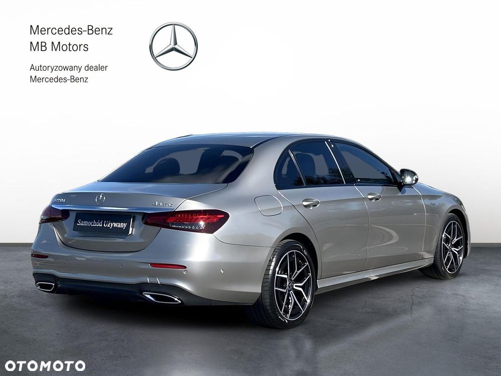 Mercedes-Benz Klasa E - 6