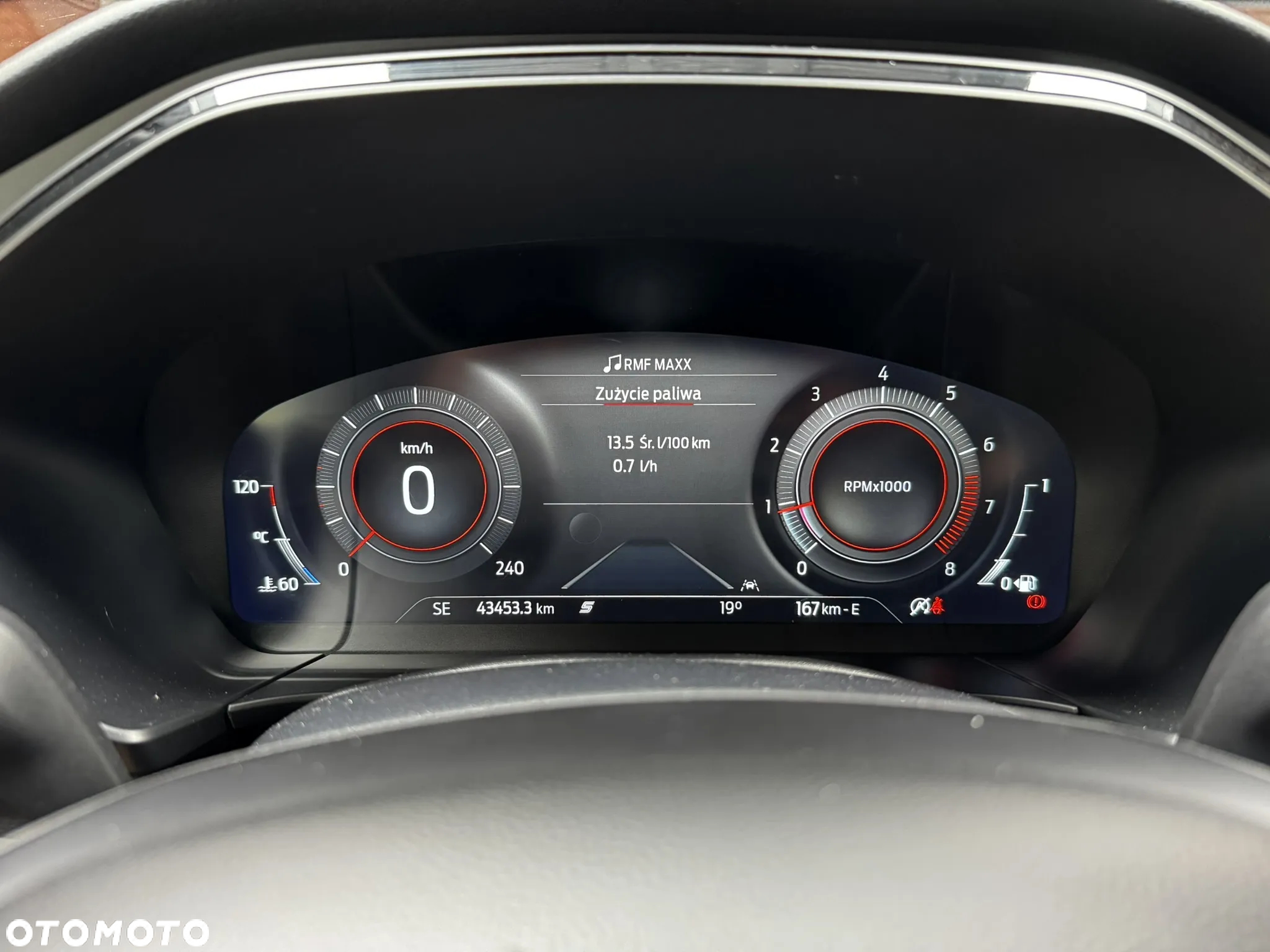 Ford Kuga 1.5 EcoBoost FWD ST-Line X - 21