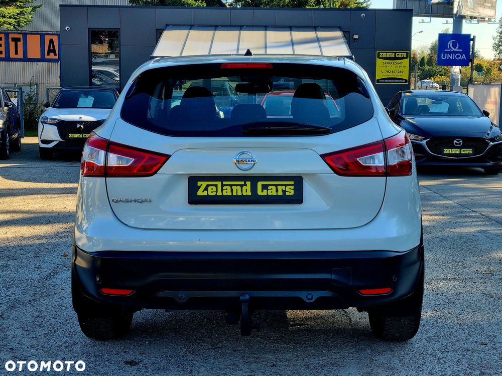 Nissan Qashqai 1.2 DIG-T Visia - 6