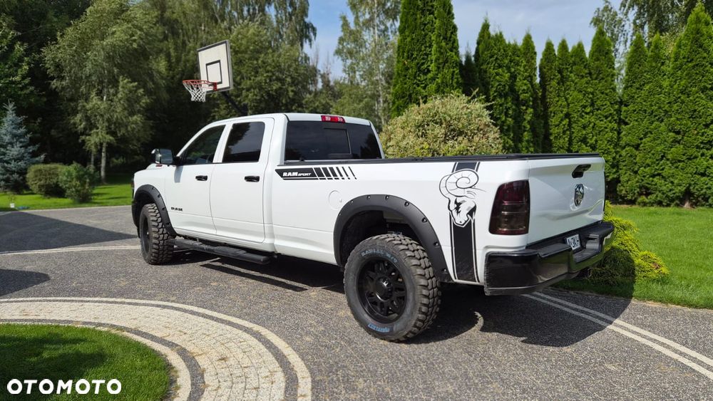 RAM 2500 - 4