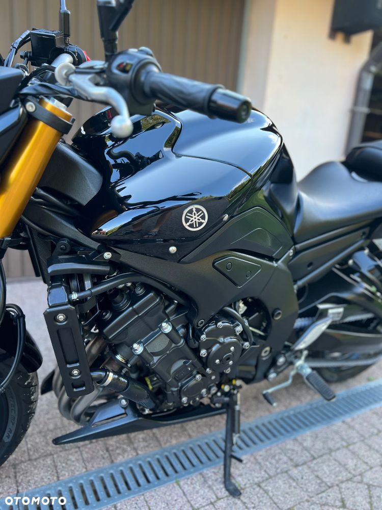Yamaha FZ8 - 18