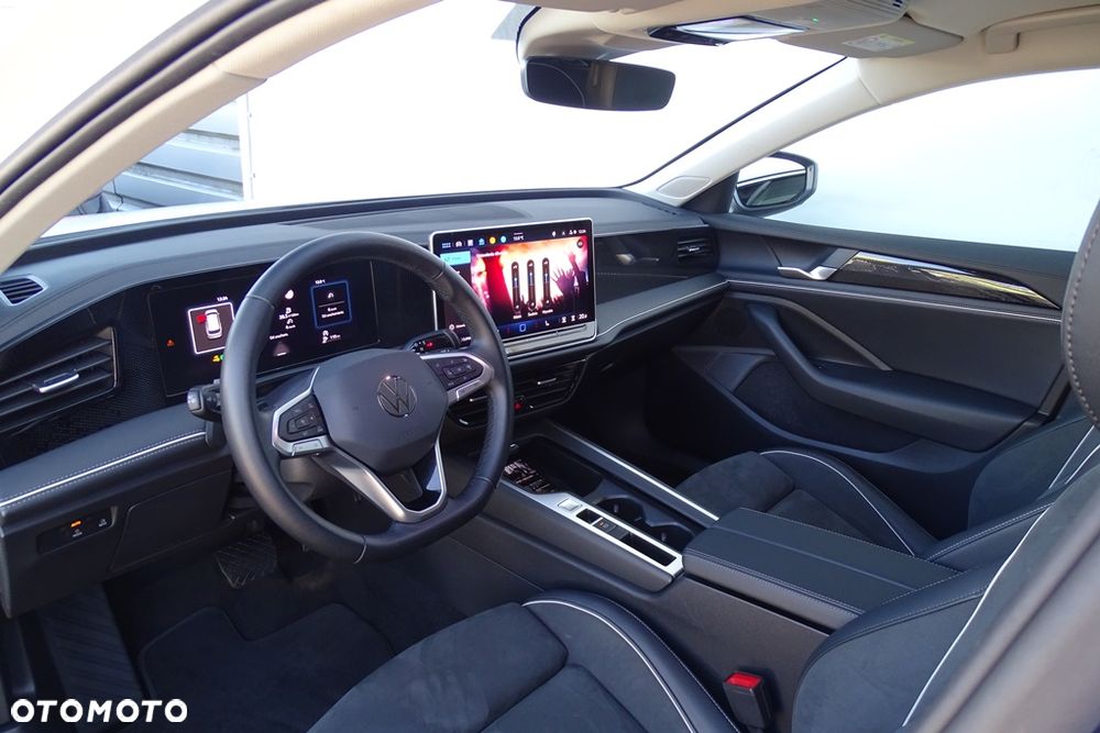 Volkswagen Passat 2.0 TDI SCR Style DSG - 18