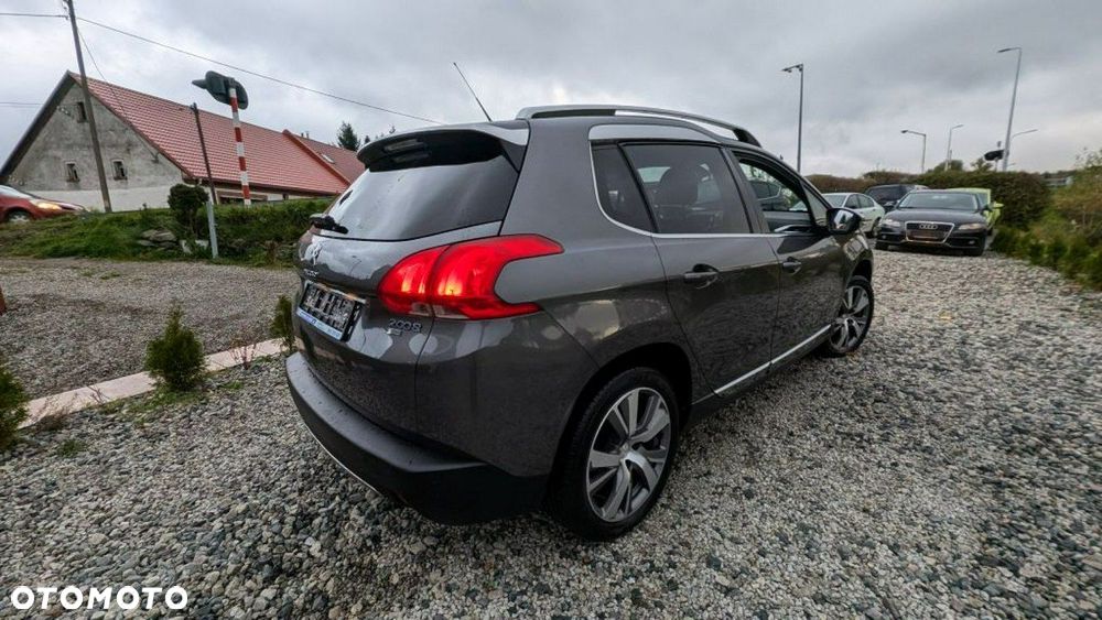 Peugeot 2008 - 10