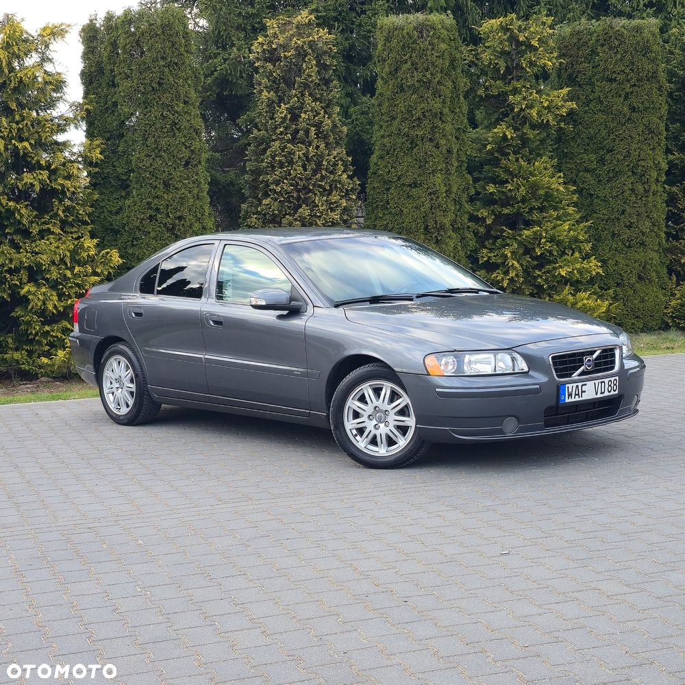 Volvo S60 2.4D Automatik Momentum - 4