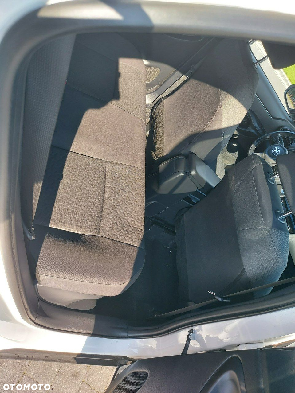 Toyota C-HR - 8