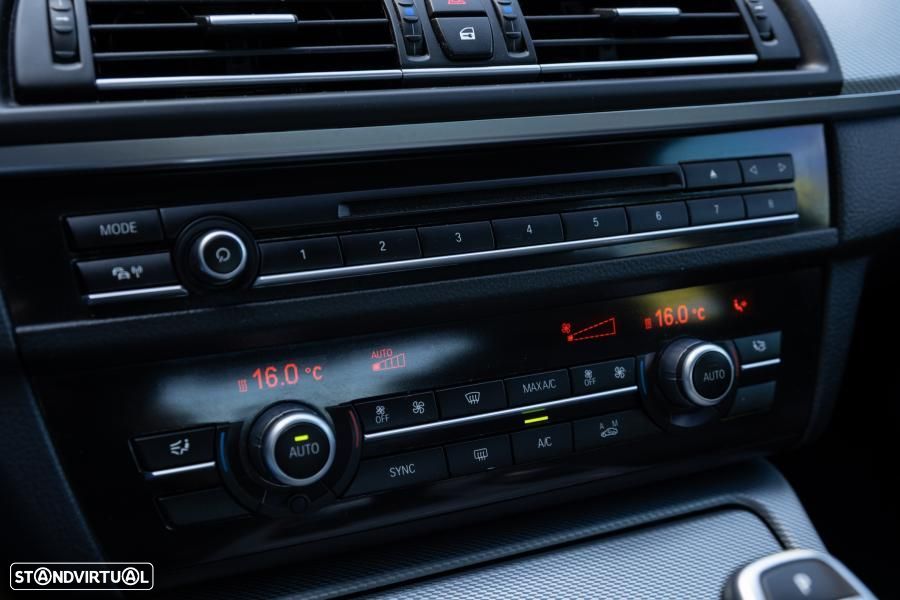 BMW M550d xDrive Auto - 52