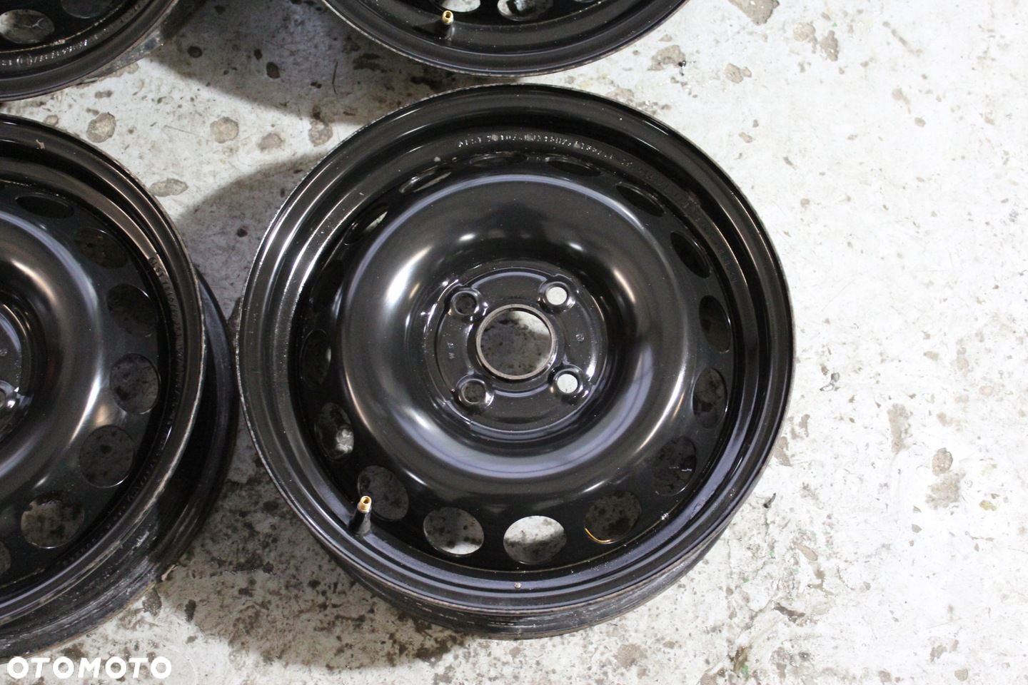 ALCAR CITROEN PEUGEOT TOYOTA 15cali 4x100 ET35 4.5J - 5