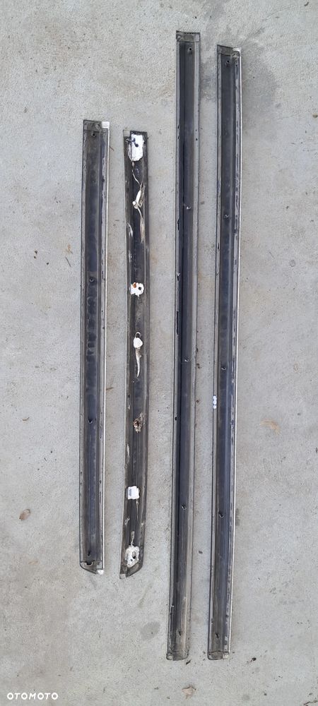 Listwa Chrom Drzwi Prawy Przód Prawa Przednia VW Passat B5 - 6