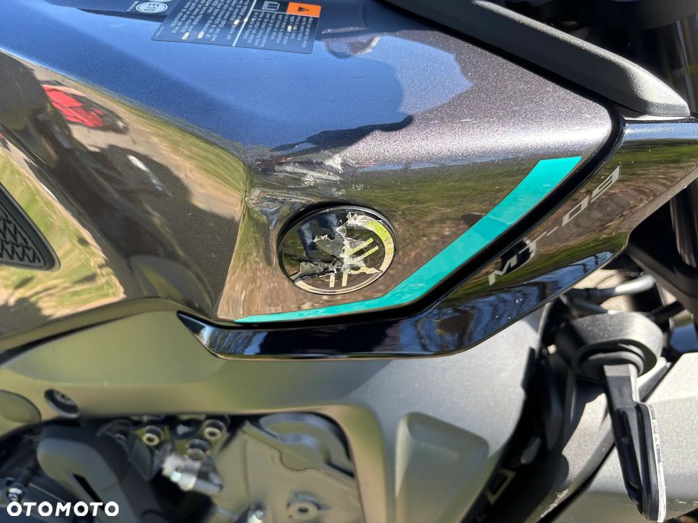 Yamaha MT - 17