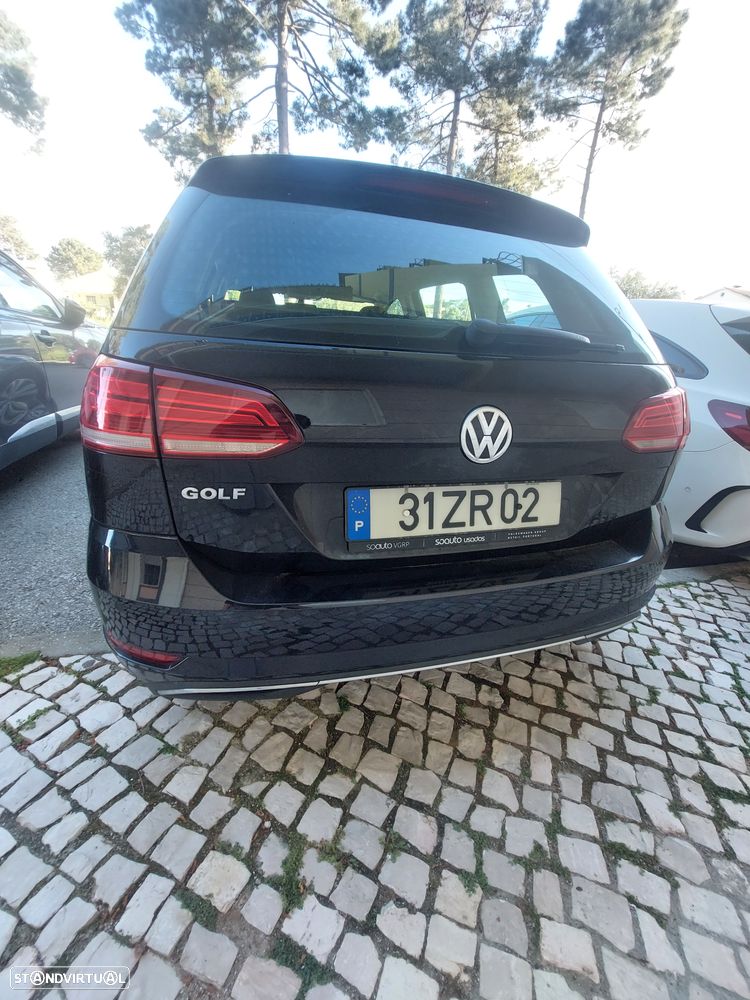 VW Golf Variant 1.6 TDi Confortline DSG - 22