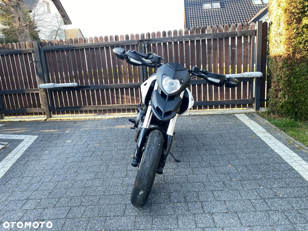Ducati Hypermotard - 2