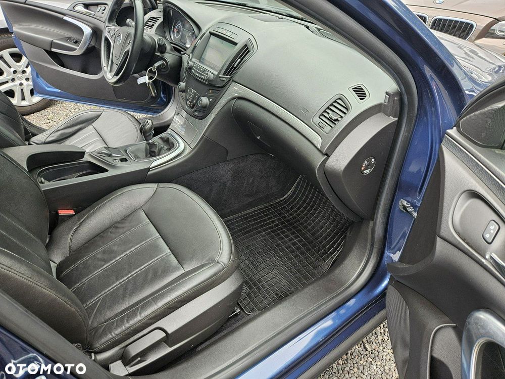 Opel Insignia - 19