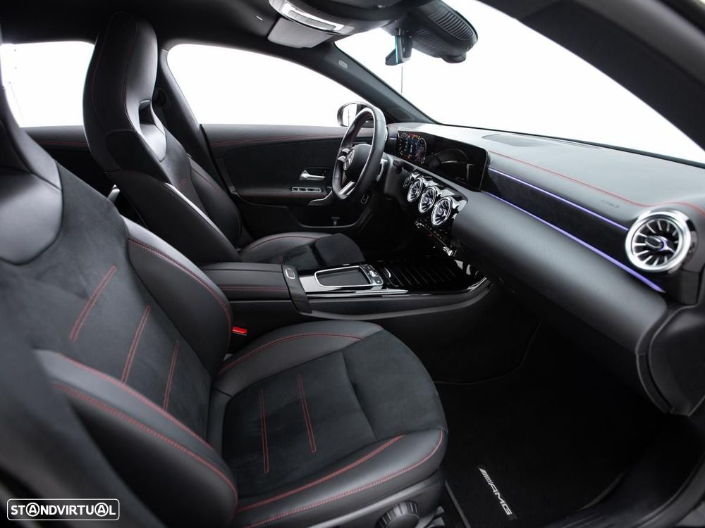 Mercedes-Benz CLA 180 d Shooting Brake AMG Line Aut. - 10