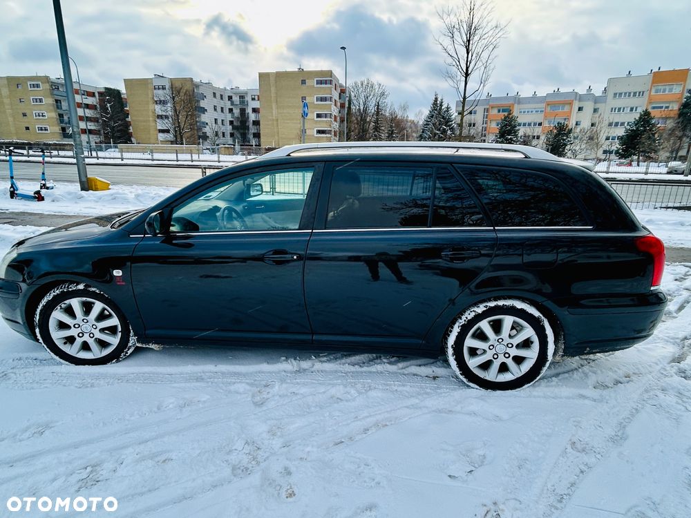 Toyota Avensis 2.2 D-4D Prestige - 18