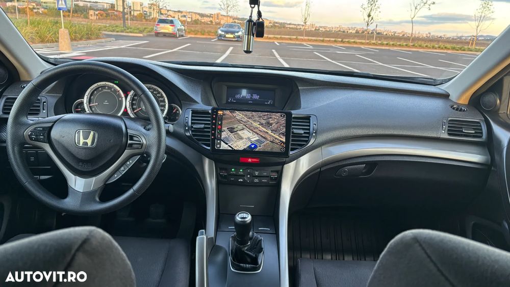 Honda Accord 2.0i Confort - 17