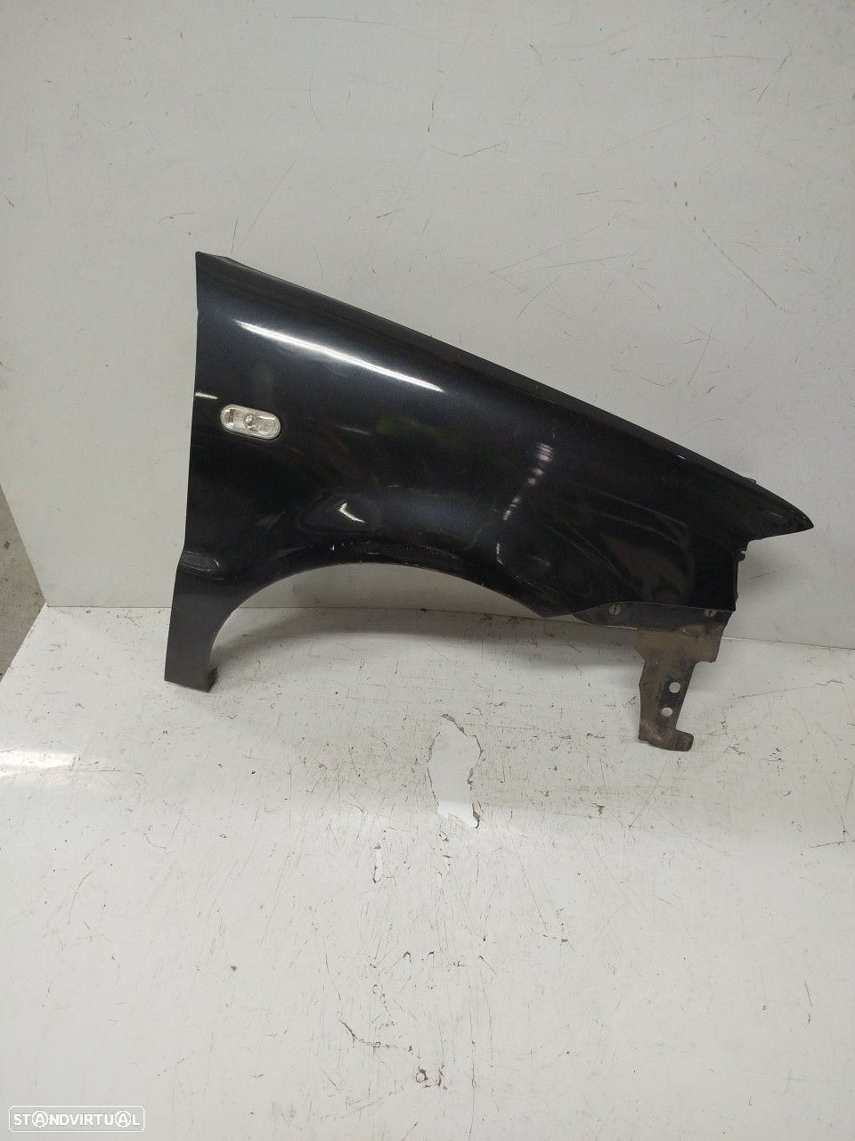 Guarda Lamas Dto Volkswagen Polo (6N2) - 2