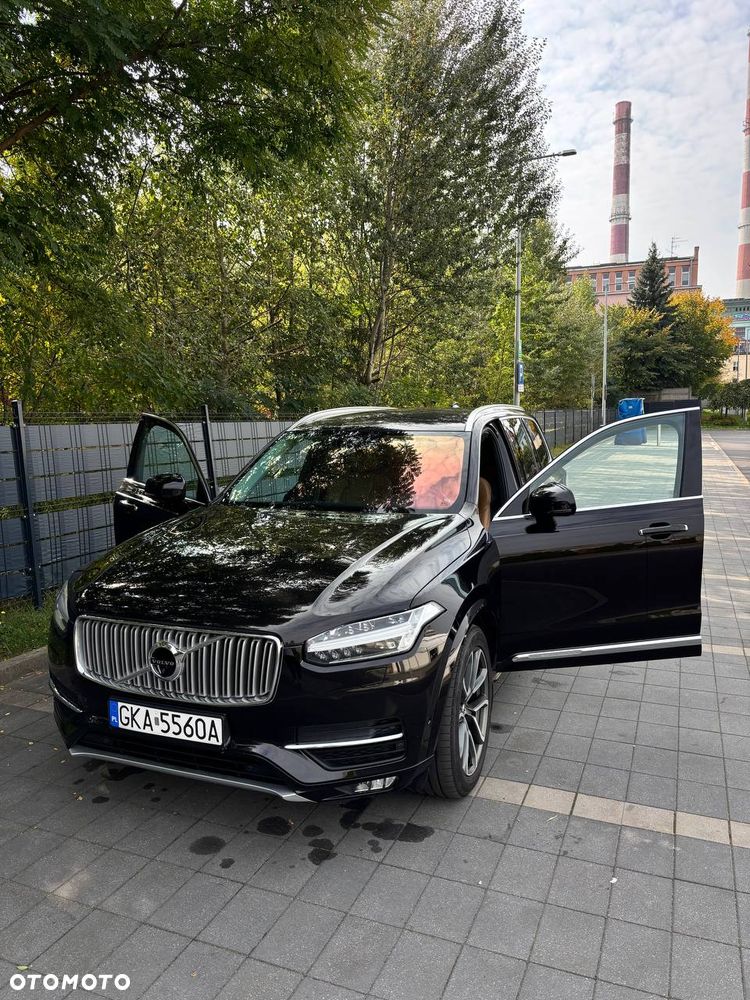 Volvo XC 90 - 1