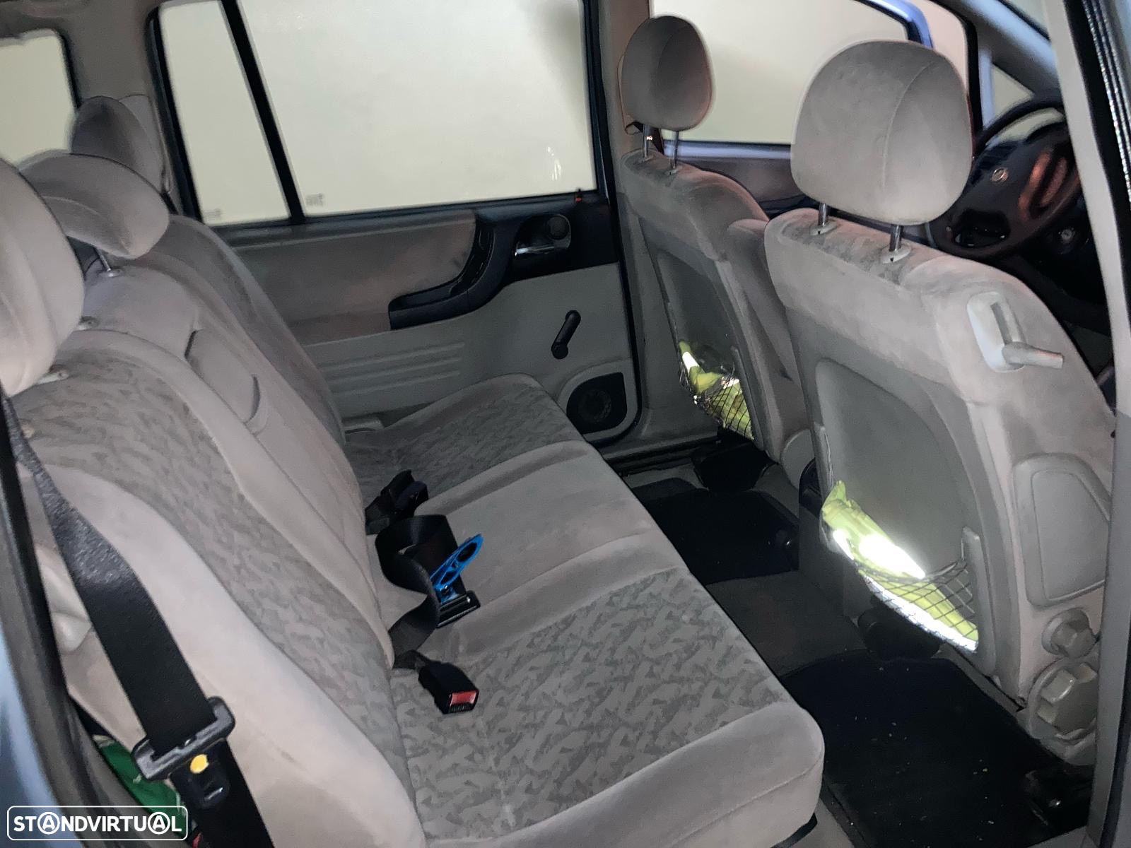 Opel Zafira 1.6 Confort - 10