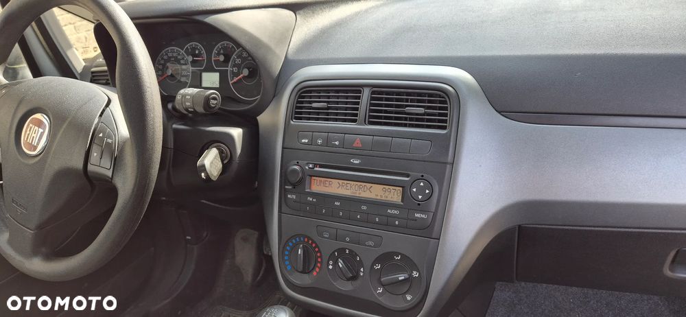 Fiat Punto 1.2 Fresh - 10