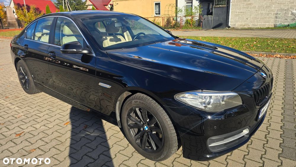 BMW Seria 5 520i - 13