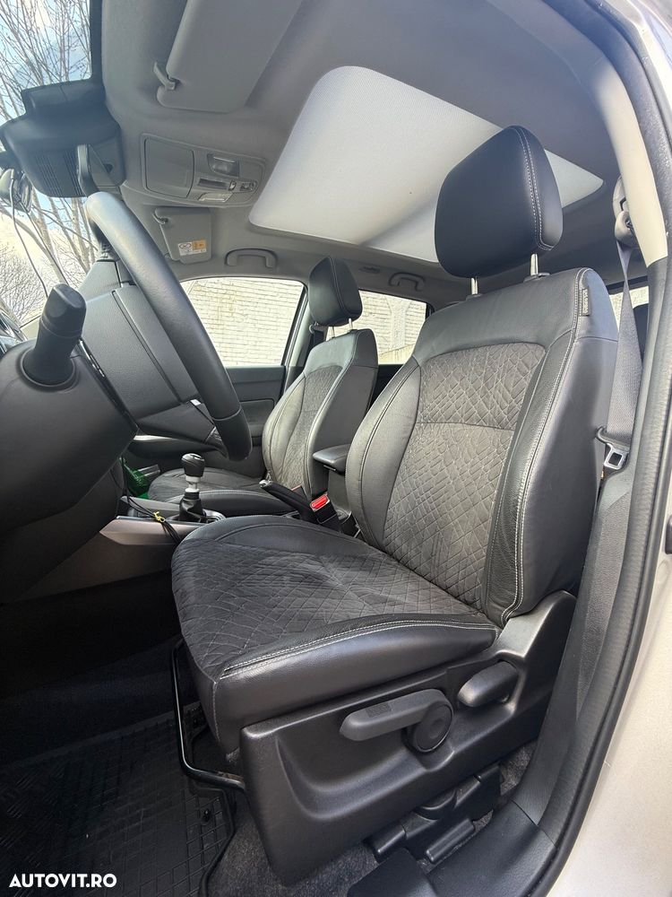 Suzuki Vitara - 11