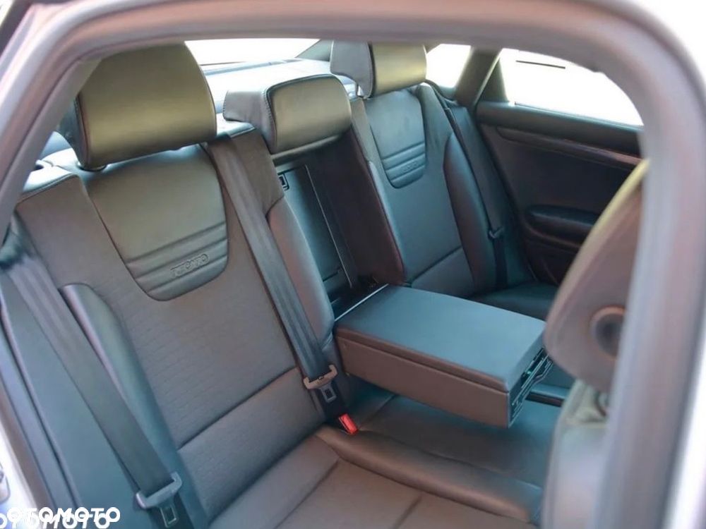 Audi S4 Limousine - 13