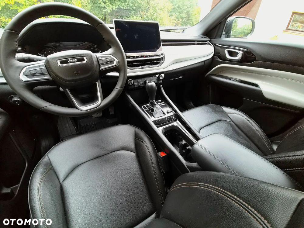 Jeep Compass - 19