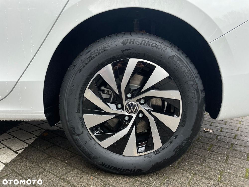 Volkswagen Passat - 29