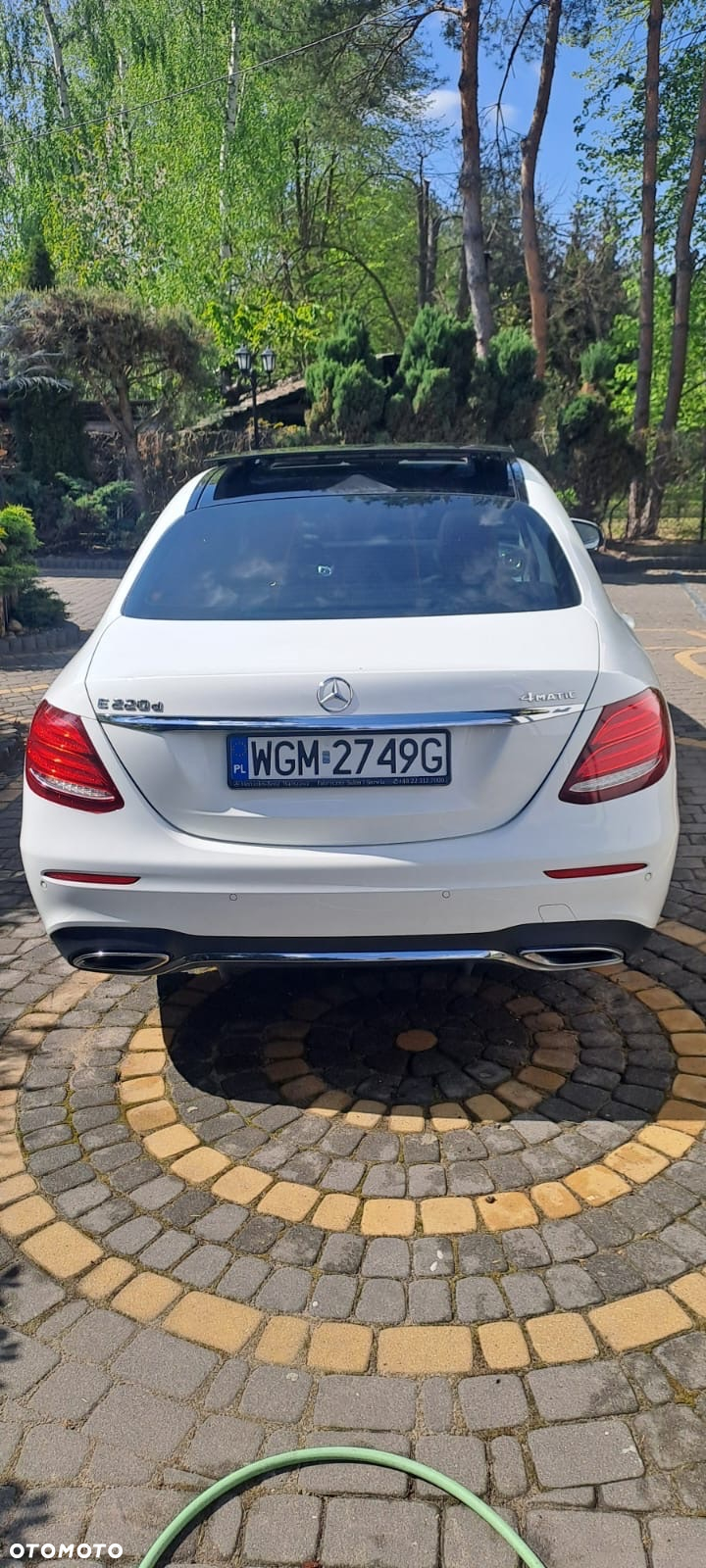 Mercedes-Benz Klasa E 220 d 4-Matic 9G-TRONIC - 24