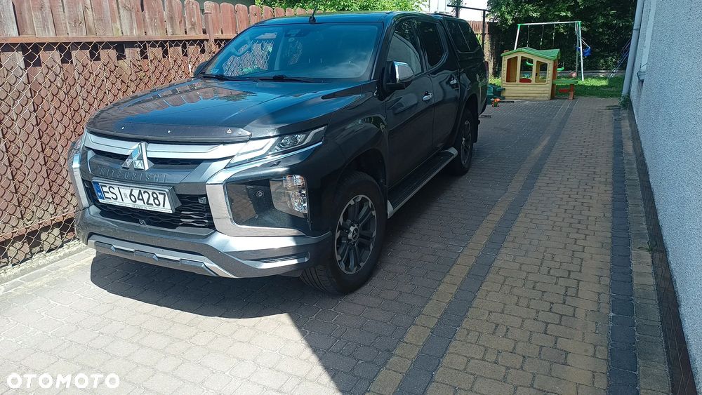 Mitsubishi L200 2.2 d DC Instyle Plus - 2
