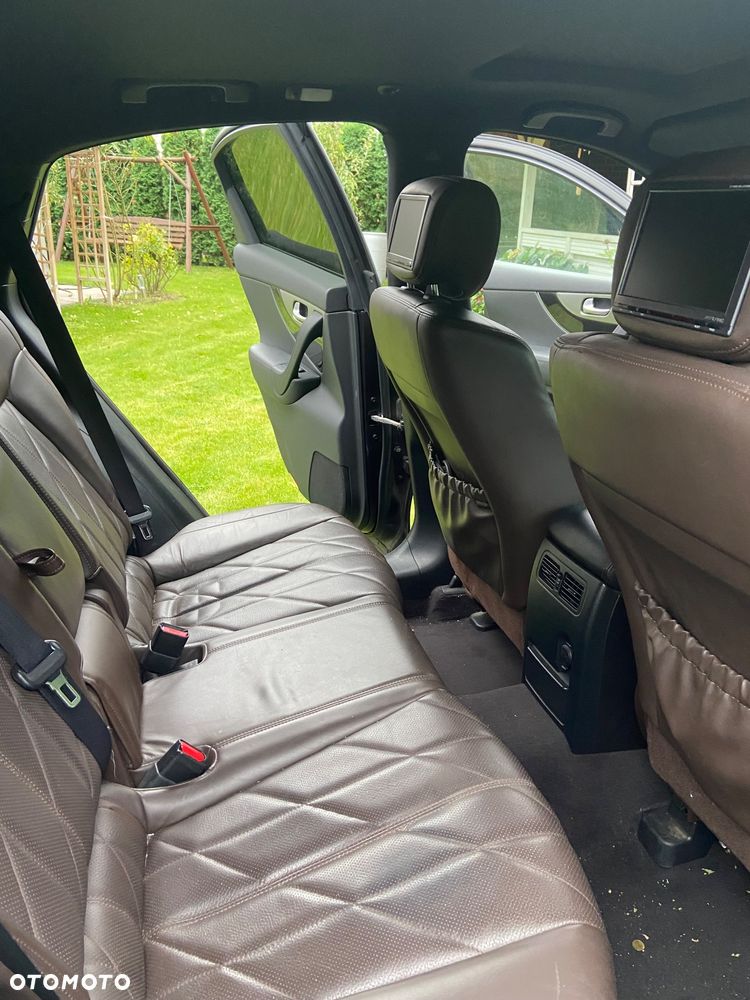Infiniti FX FX30d S - 12
