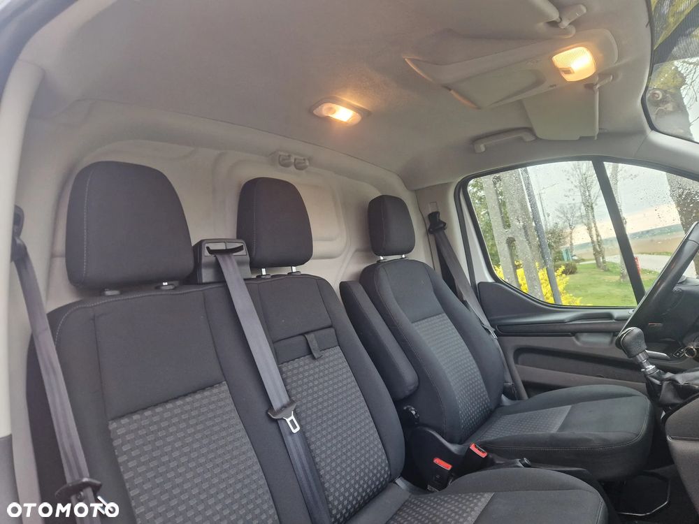 Ford Transit custom - 18