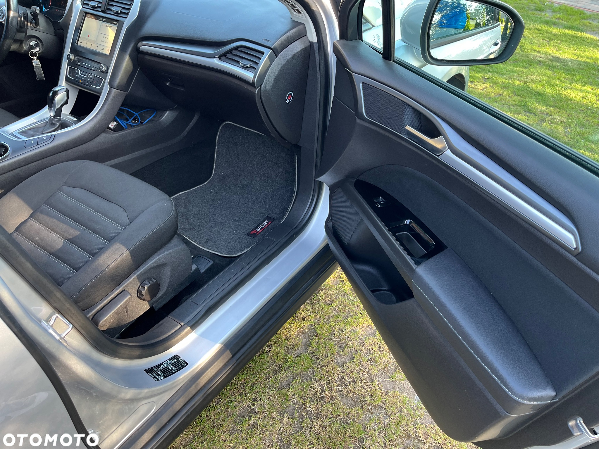 Ford Mondeo - 12