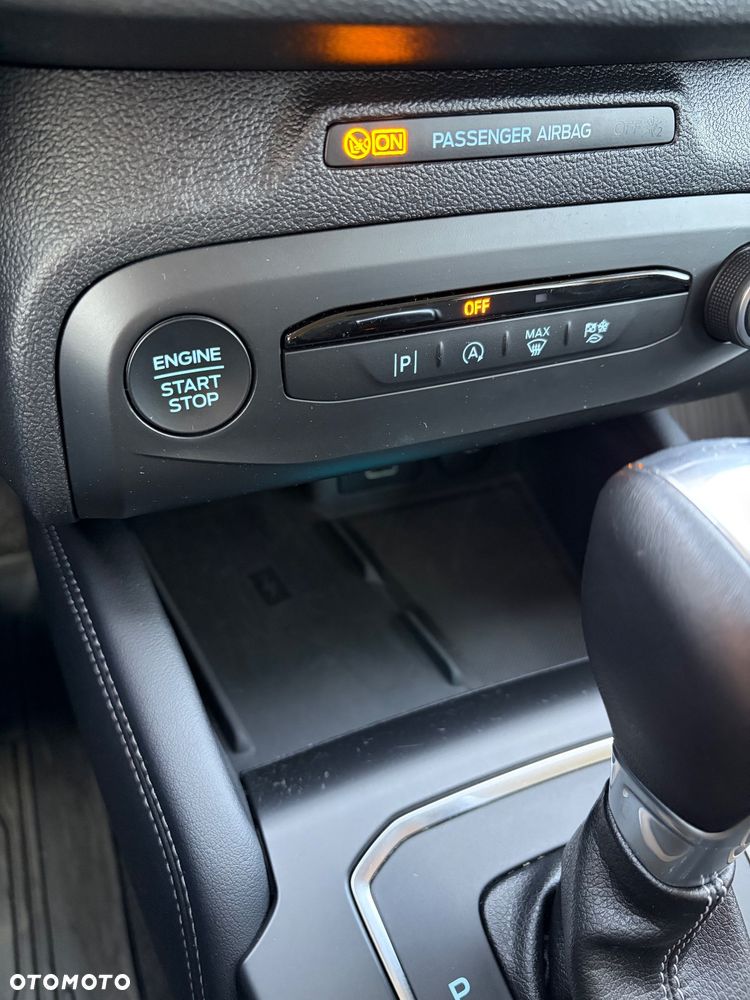 Ford Focus 1.0 EcoBoost mHEV Titanium Style - 23