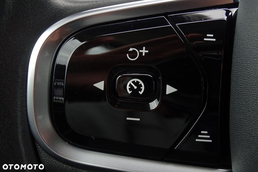 Volvo V60 D4 Inscription - 32